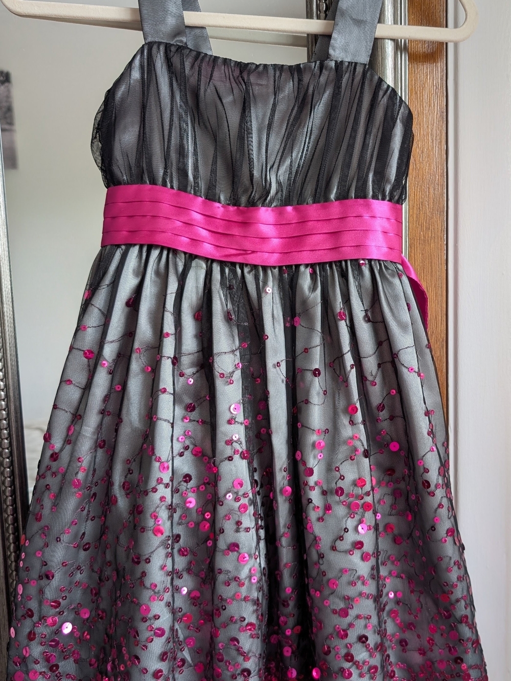 Iris & Ivy Girls Size 10 Black Pink Sequin Party Dress Formal Holiday